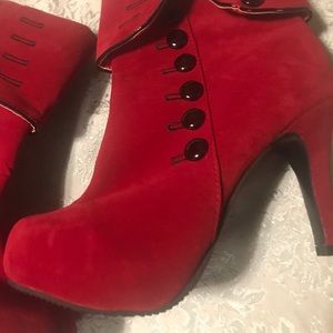 Vero Cuoio Red Suede Leather boots